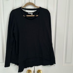 Wilt L/S T with neck detail. Size L